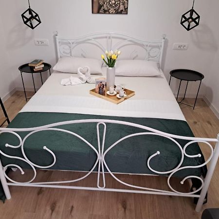 Studio Apartman Maris Leilighet Zadar Eksteriør bilde
