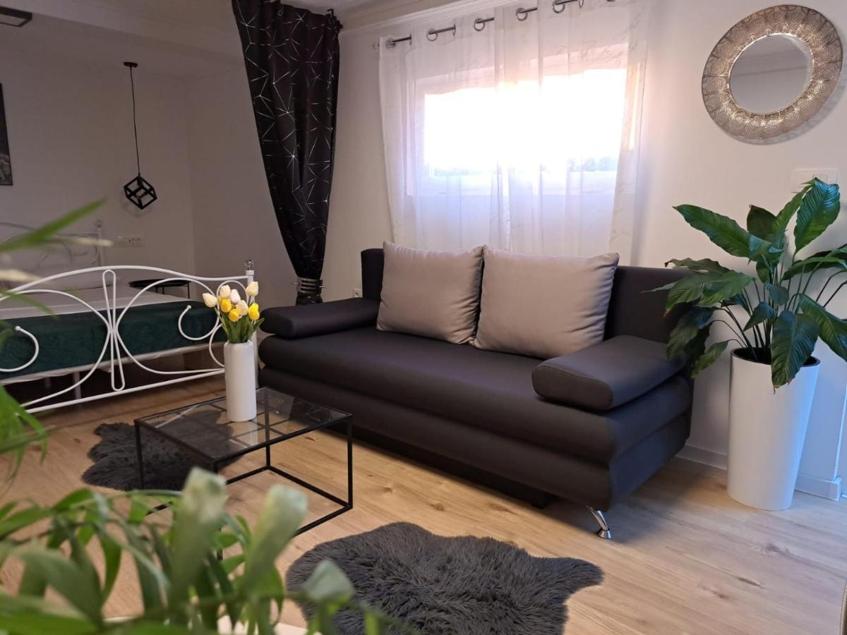 Studio Apartman Maris Leilighet Zadar Eksteriør bilde