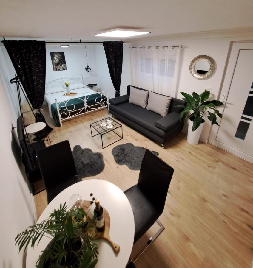 Studio Apartman Maris Leilighet Zadar Eksteriør bilde